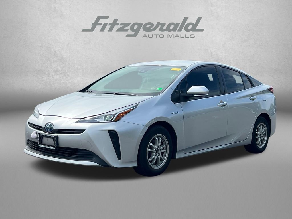 Used 2022 Toyota Prius L Eco FWD image 2