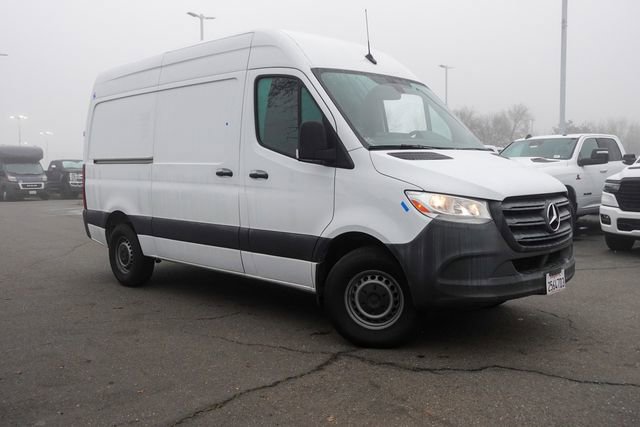 Used 2020 Mercedes-Benz Sprinter 144 Cargo w/ Cargo Protection Package image 4