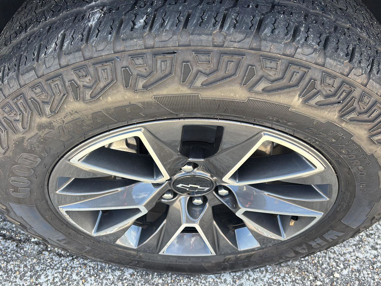 Certified 2023 Chevrolet Tahoe Z71 w/ Luxury Package image 9