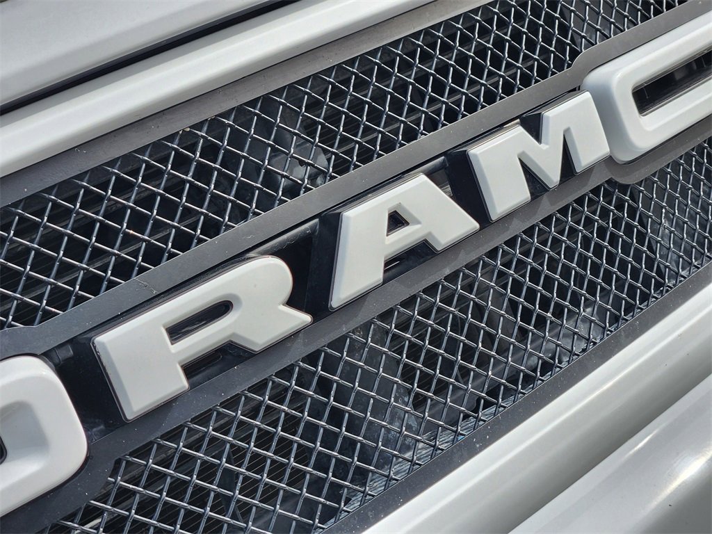 Used 2022 RAM 1500 Laramie w/ Sport Appearance Package image 12