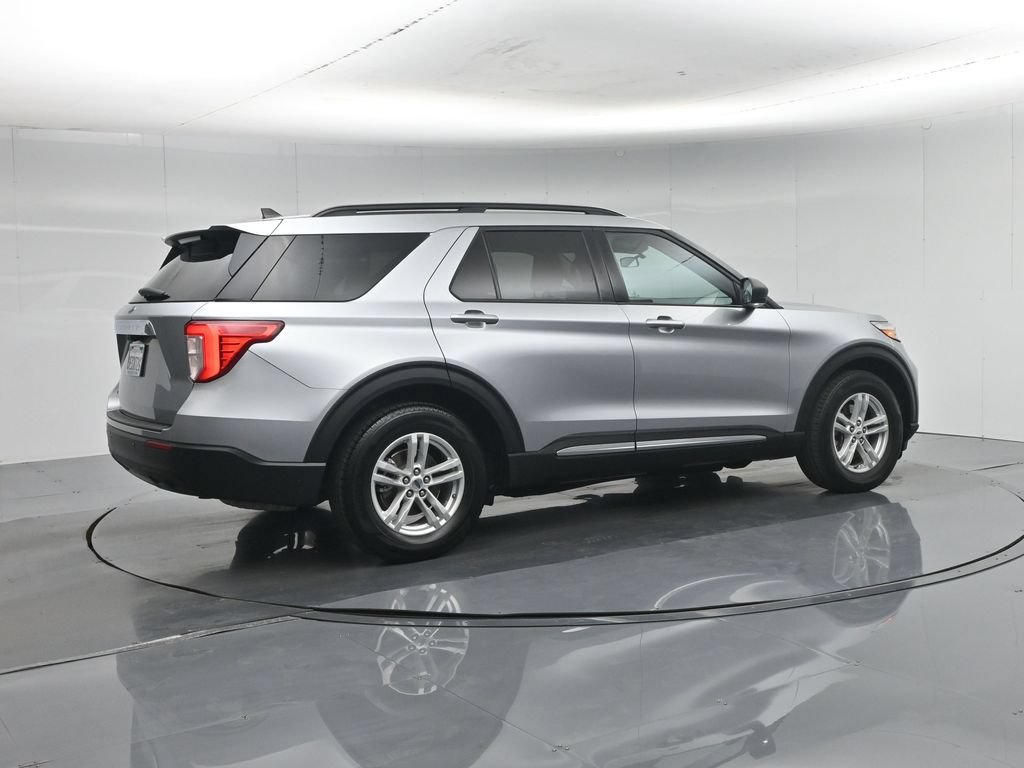 Certified 2022 Ford Explorer XLT RWD image 44
