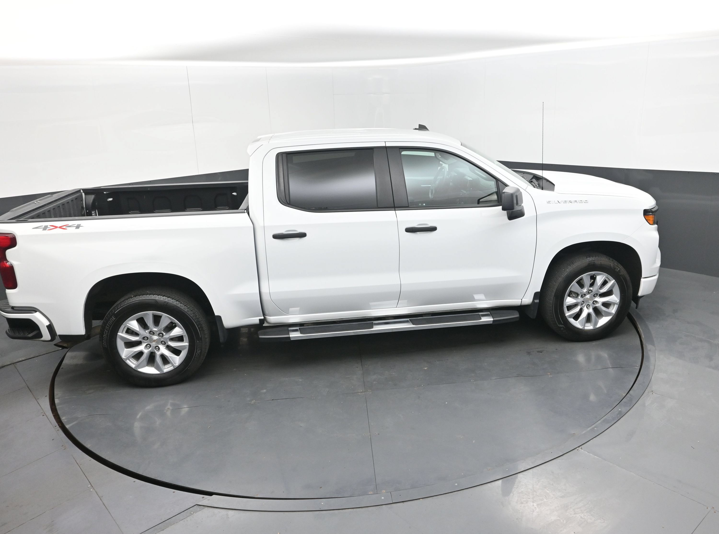 Used 2024 Chevrolet Silverado 1500 Custom AWD/4WD image 34