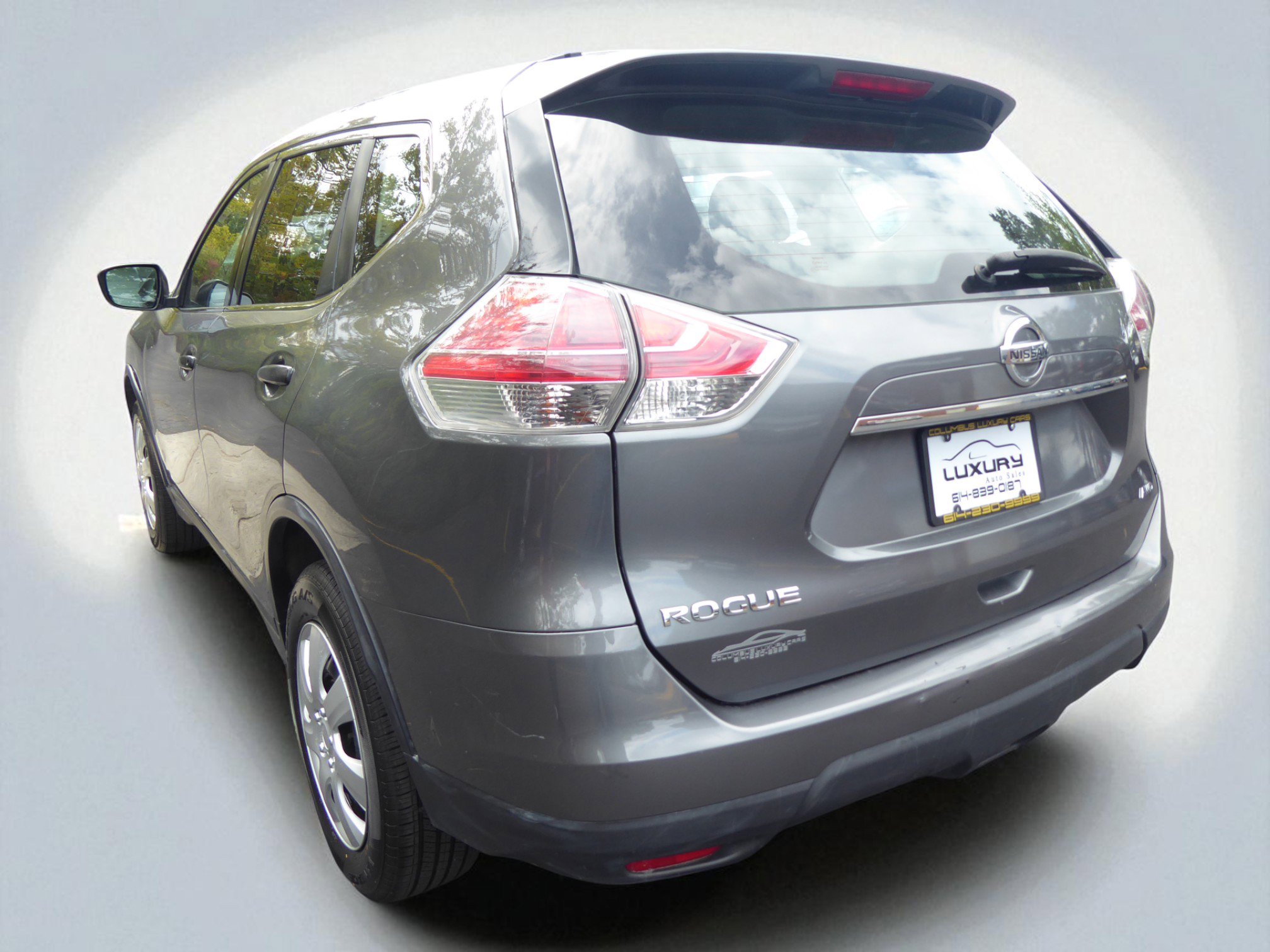 Used 2016 Nissan Rogue S image 8