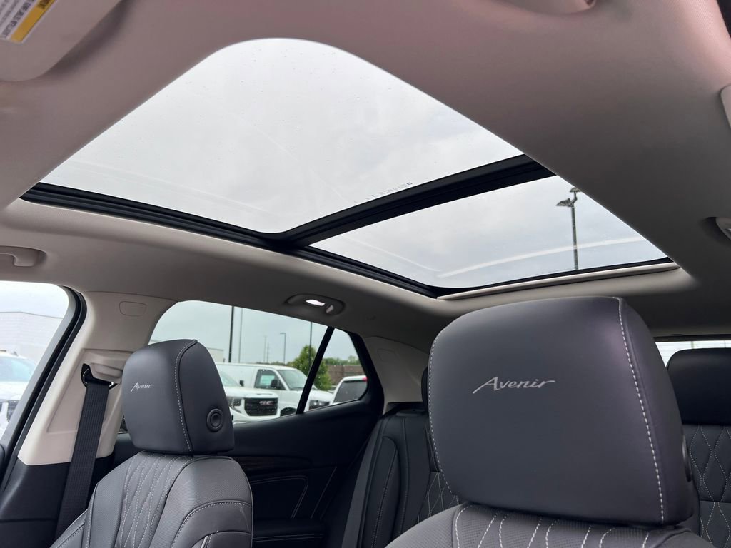 Certified 2023 Buick Envision Avenir AWD/4WD image 11
