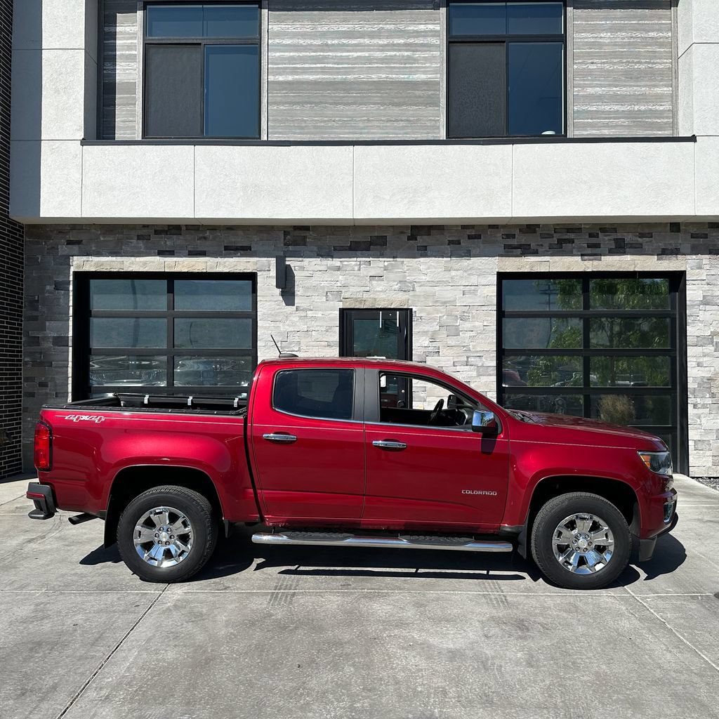 Used 2019 Chevrolet Colorado LT w/ LT Convenience Package AWD/4WD image 2