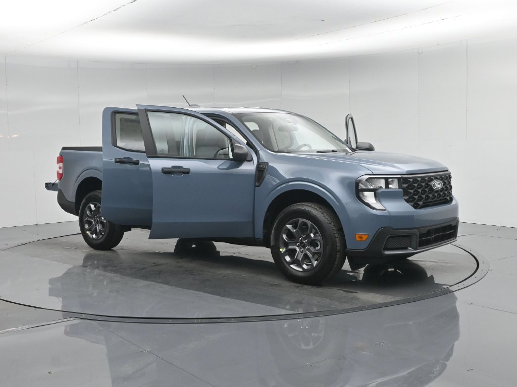 New 2026 Ford Maverick XLT FWD image 34