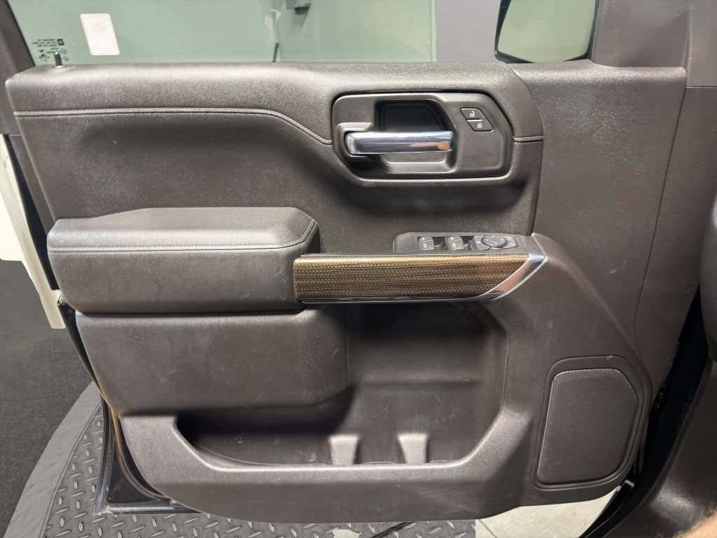 Used 2021 Chevrolet Silverado 1500 LT AWD/4WD image 14