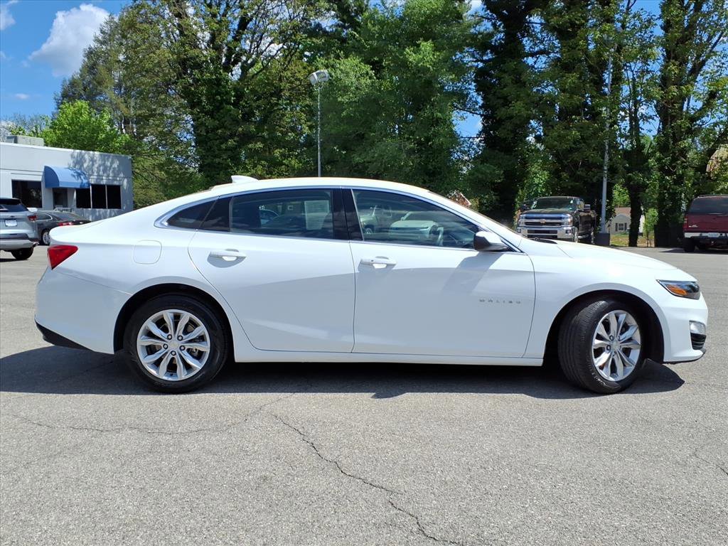 Used 2024 Chevrolet Malibu LT FWD image 3
