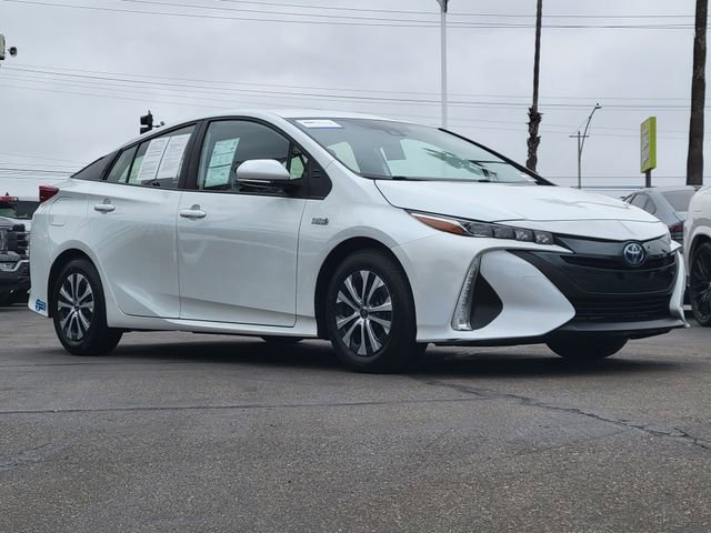 Used 2021 Toyota Prius Prime XLE FWD image 30