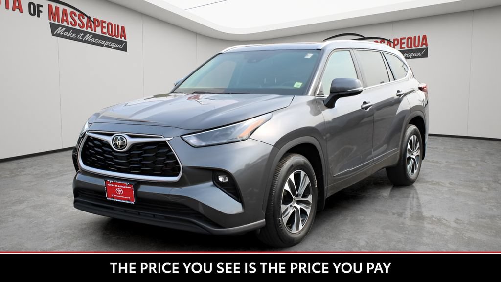 Used 2025 Toyota Highlander XLE AWD/4WD image 1