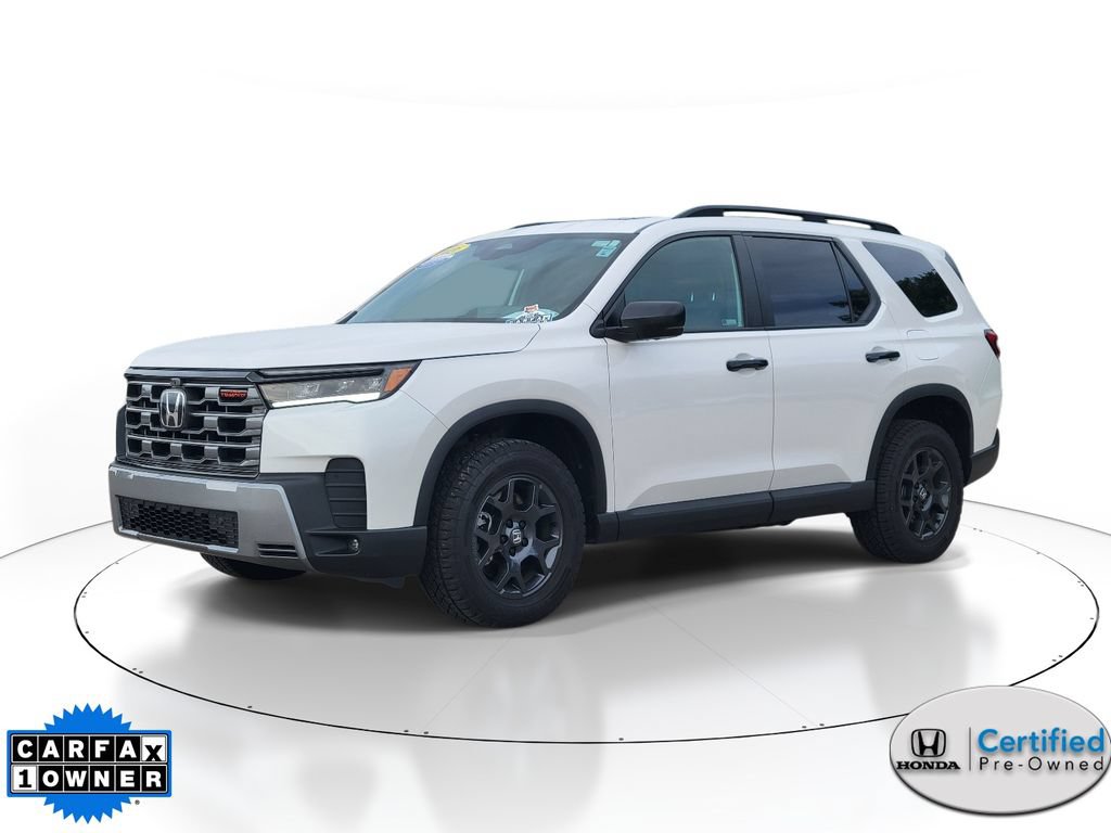 Certified 2026 Honda Pilot TrailSport image 2