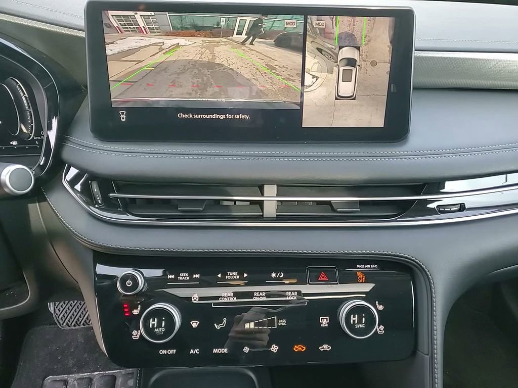 Used 2023 INFINITI QX60 Luxe w/ Cargo Package image 32