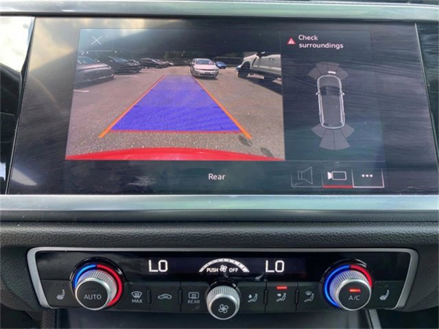 Used 2022 Audi Q3 2.0T Premium image 16