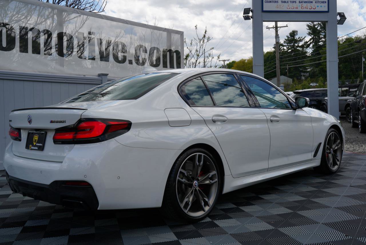 Used 2023 BMW M550i xDrive w/ Executive Package AWD/4WD image 6