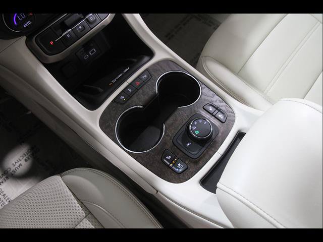 Used 2021 GMC Acadia Denali w/ Denali Ultimate Package AWD/4WD image 17