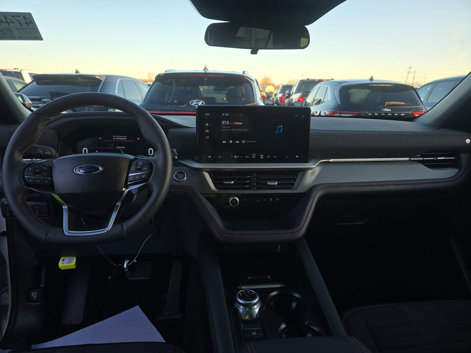 Used 2025 Ford Explorer ST-Line AWD/4WD image 5