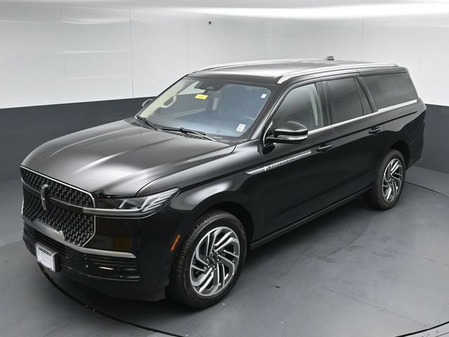Certified 2025 Lincoln Navigator L Reserve AWD/4WD image 50
