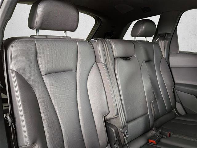 Used 2018 Audi Q7 3.0T Premium Plus w/ Premium Plus Package image 23