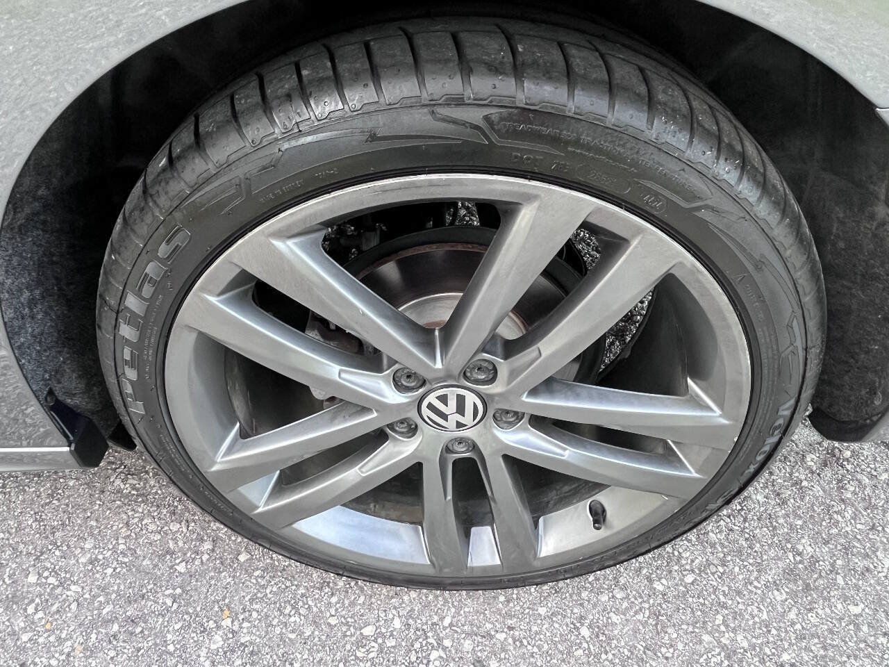 Used 2019 Volkswagen Passat 2.0T SE R-Line FWD image 19