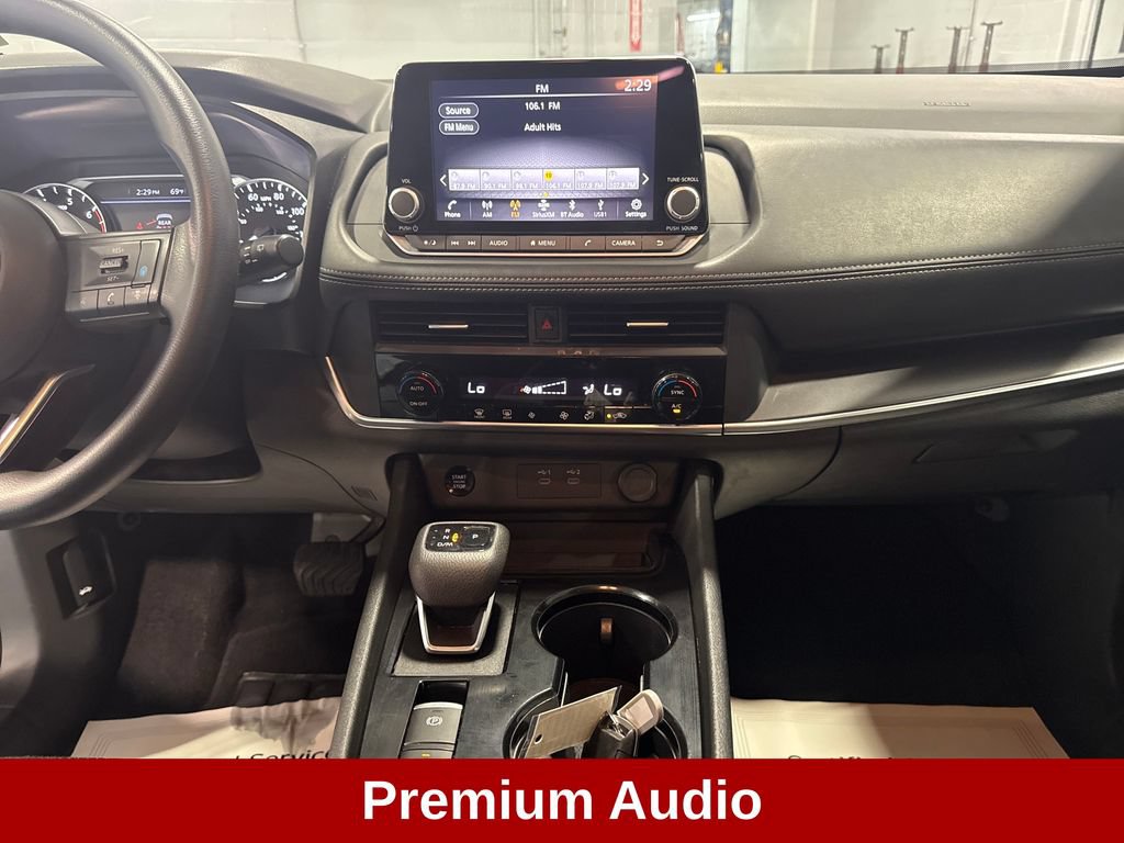 Used 2024 Nissan Rogue SV AWD/4WD image 10