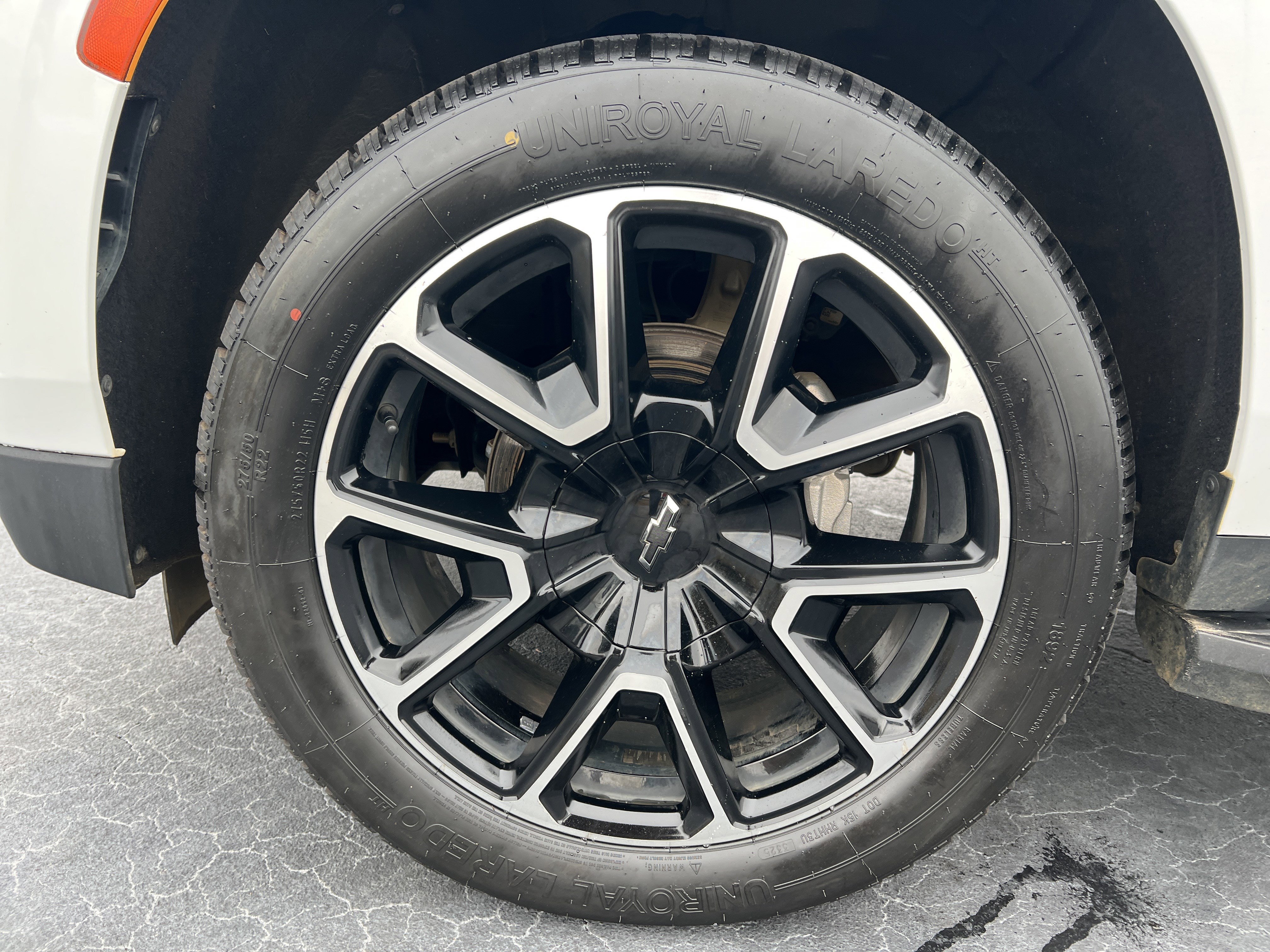 Used 2021 Chevrolet Suburban RST image 14