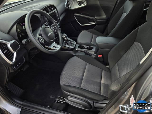 Certified 2025 Kia Soul S image 19