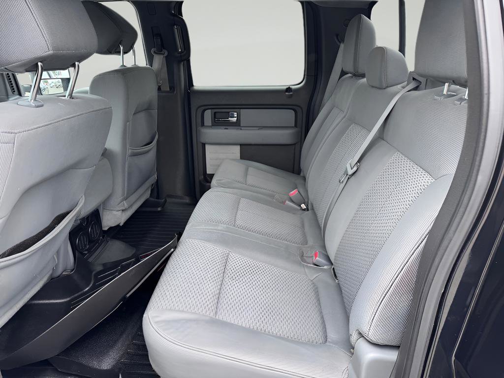 Used 2014 Ford F150 XLT w/ Equipment Group 302A Luxury AWD/4WD image 28