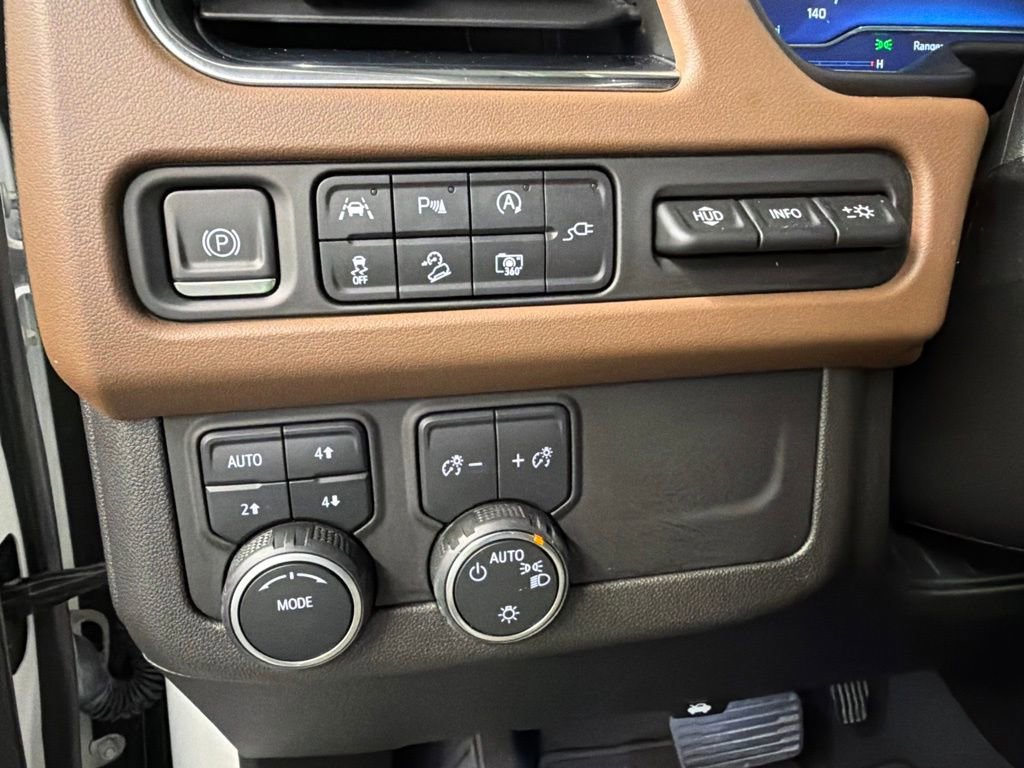 Used 2022 Chevrolet Tahoe High Country AWD/4WD image 21
