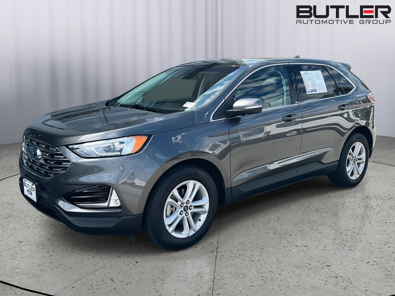 Used 2019 Ford Edge SEL w/ Equipment Group 201A image 2