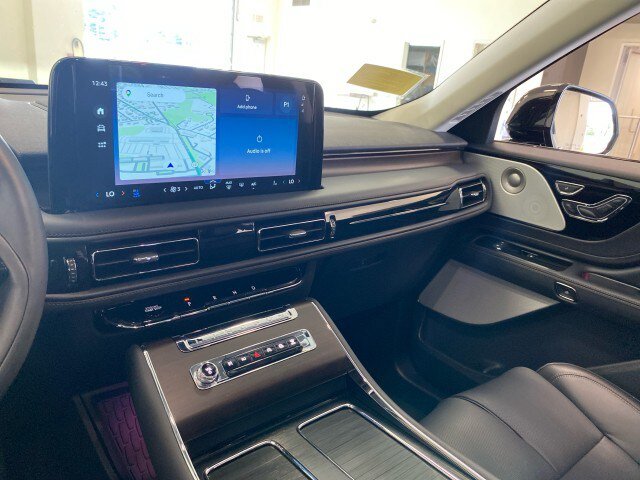 New 2026 Lincoln Aviator Reserve AWD/4WD image 14