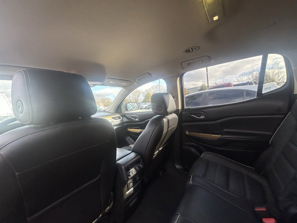 Used 2017 GMC Acadia Denali w/ Technology Package image 28