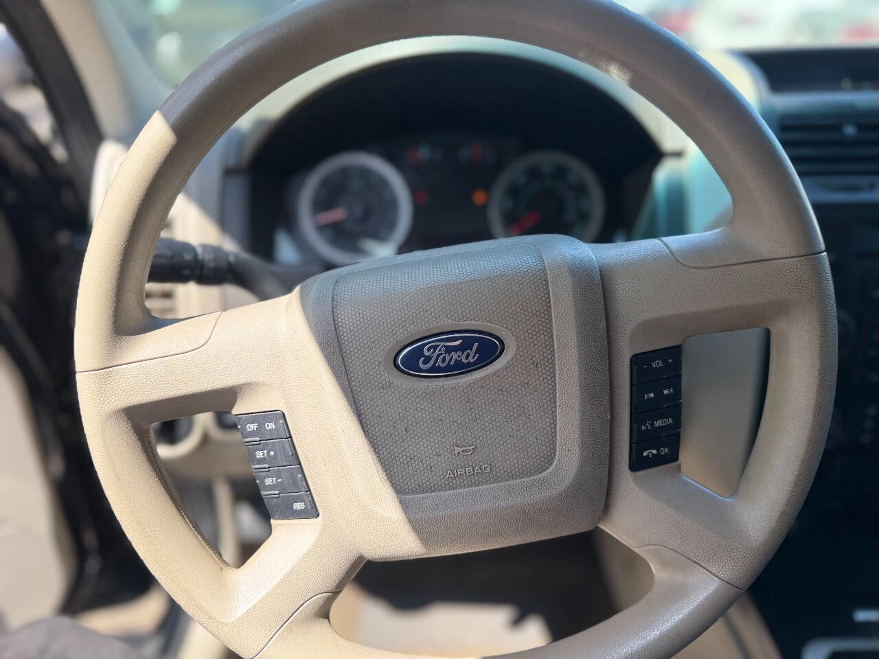 Used 2012 Ford Escape XLS FWD image 9