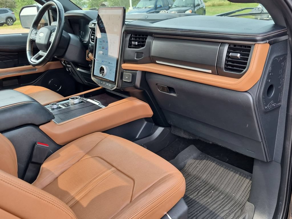 Certified 2023 Ford Expedition Platinum AWD/4WD image 34