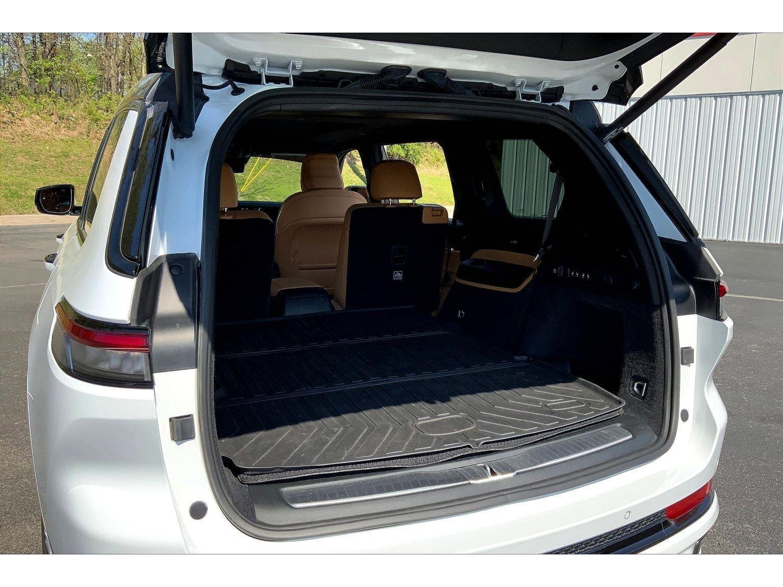 Used 2025 Jeep Grand Cherokee L Summit AWD/4WD image 27