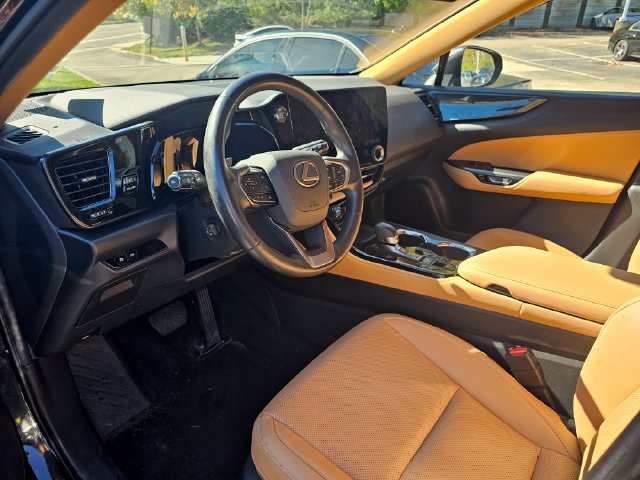 Used 2023 Lexus NX 350 AWD image 4