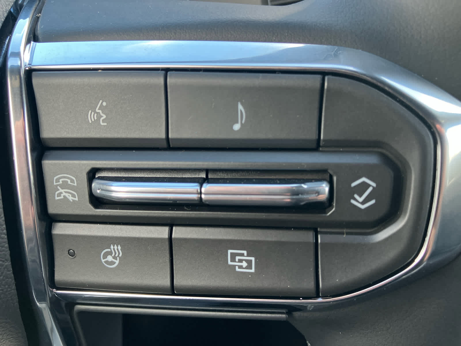 New 2026 GMC Terrain Elevation w/ Elevation Premium Package image 19