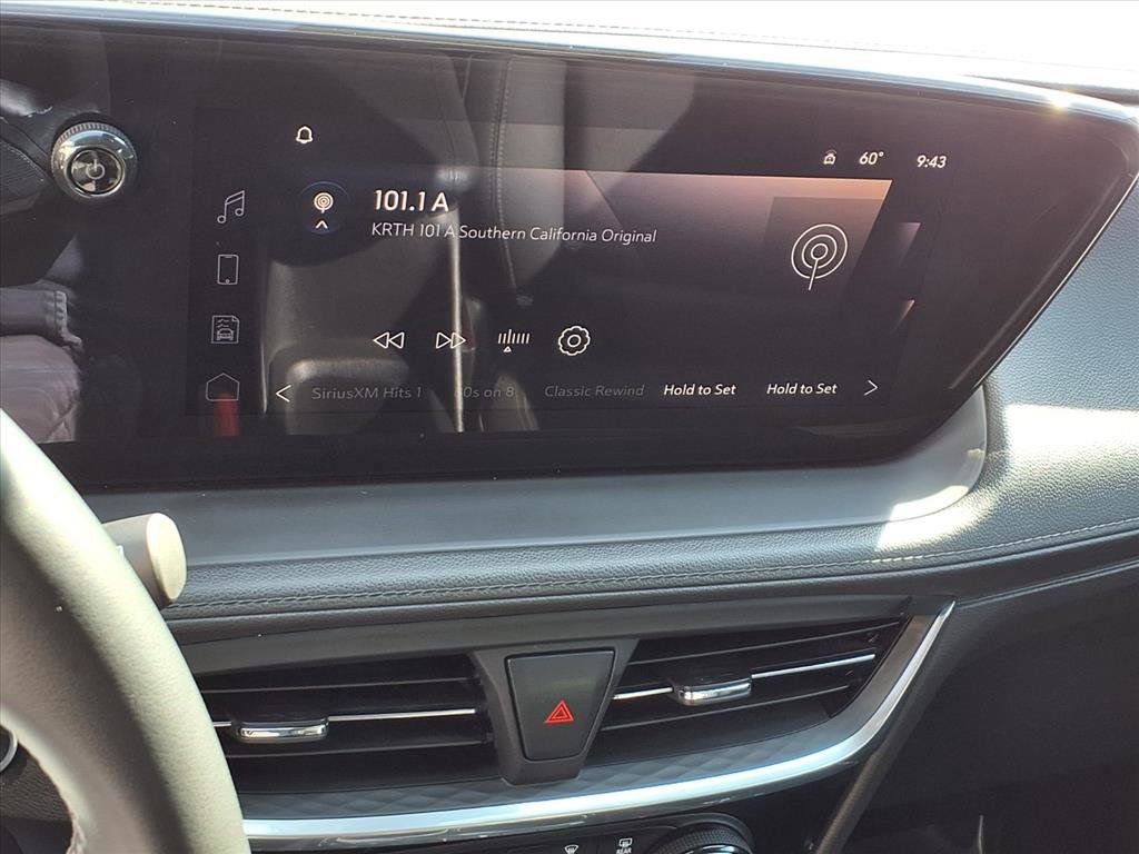 Used 2024 Buick Encore GX Sport Touring image 19