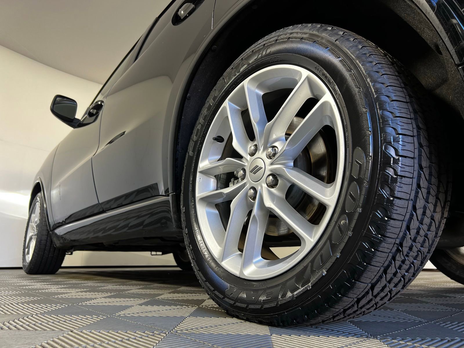 Used 2024 Dodge Durango GT image 31