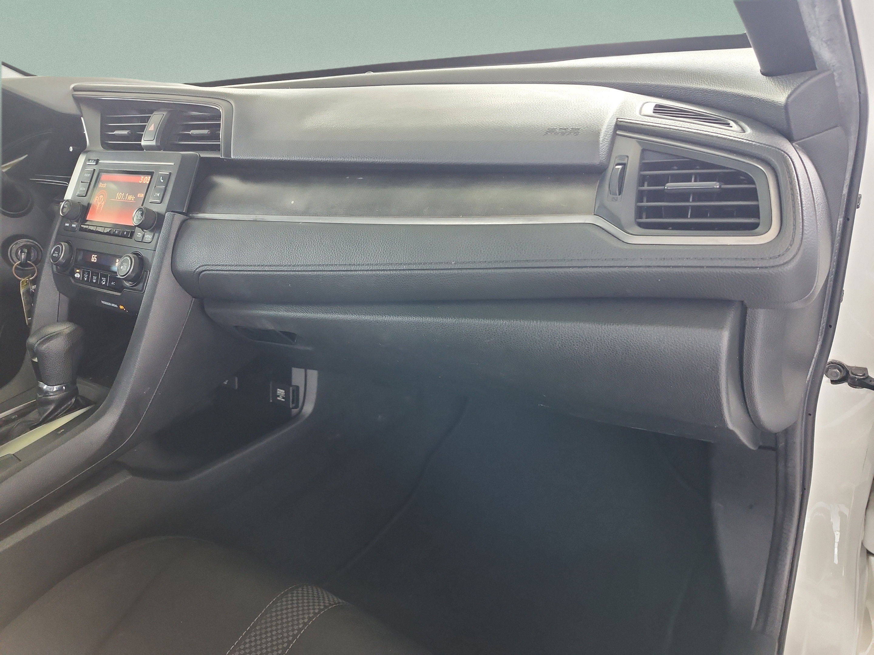 Used 2020 Honda Civic LX image 20