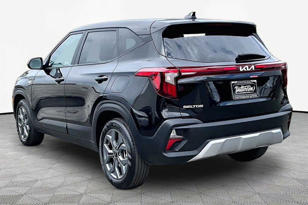 Used 2026 Kia Seltos LX AWD/4WD image 7