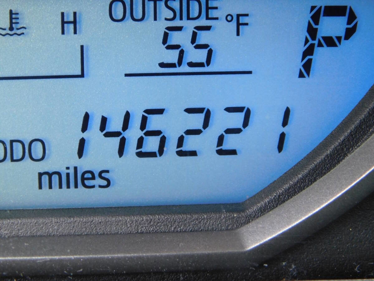 Used 2016 Toyota RAV4 LE image 10