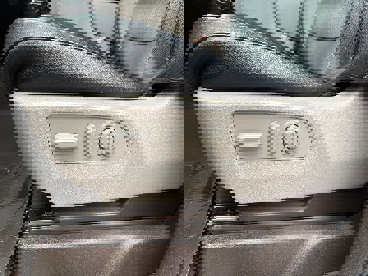 Used 2019 Chevrolet Silverado 1500 RST w/ All-Star Edition AWD/4WD image 22