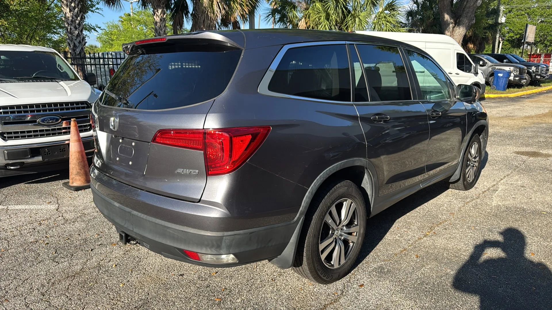 Used 2017 Honda Pilot EX image 7