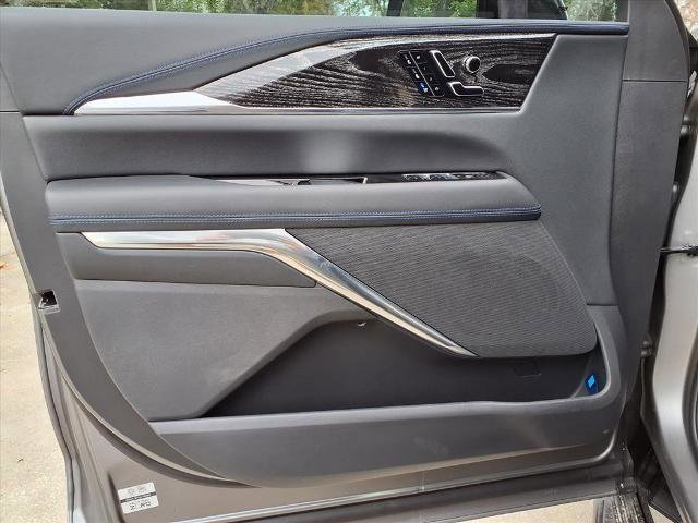 New 2026 Cadillac Escalade IQ Sport 1 w/ LPO, Floor Liner Package AWD/4WD image 15