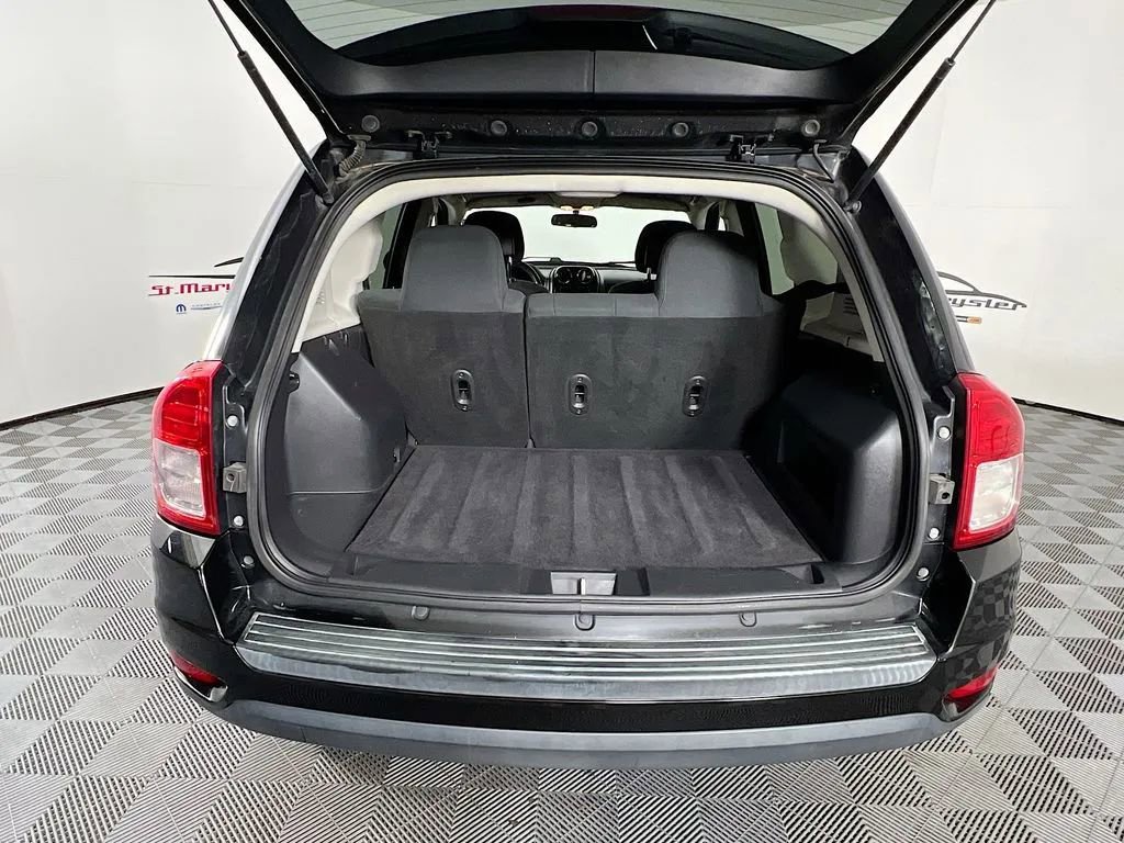 Used 2012 Jeep Compass Latitude image 23