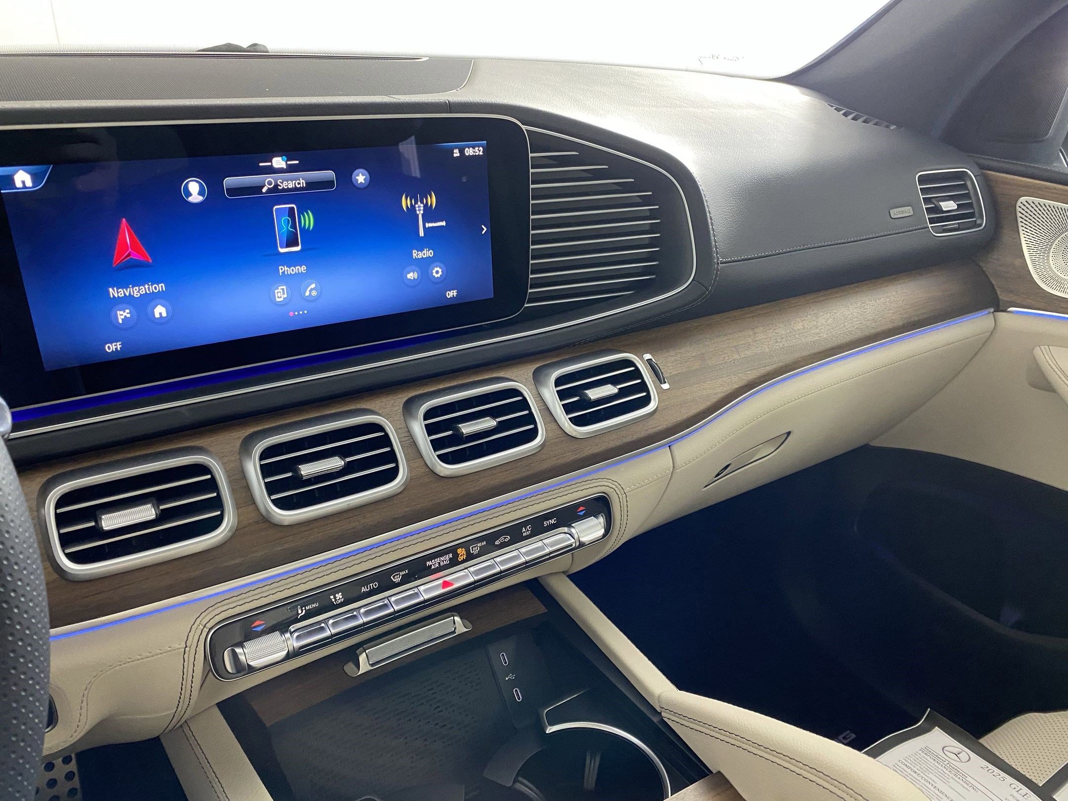 New 2025 Mercedes-Benz GLS 580 4MATIC image 24