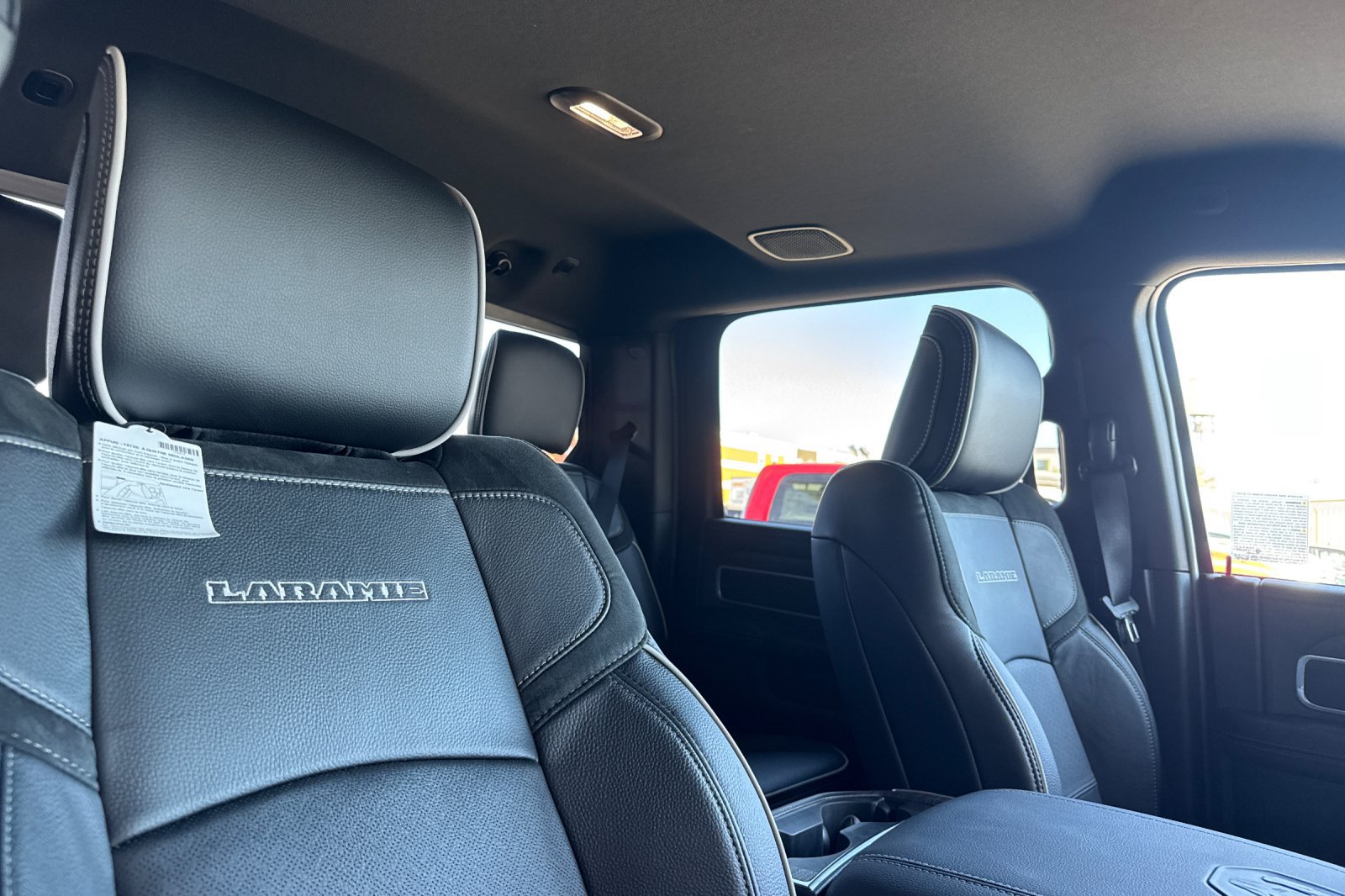 New 2026 RAM 2500 Laramie AWD/4WD image 15