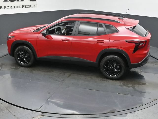 New 2026 Chevrolet Trax LT w/ Midnight Edition FWD image 21