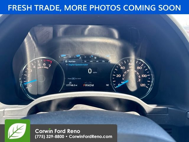 Used 2017 Ford F150 Platinum w/ Equipment Group 701A Luxury AWD/4WD image 15