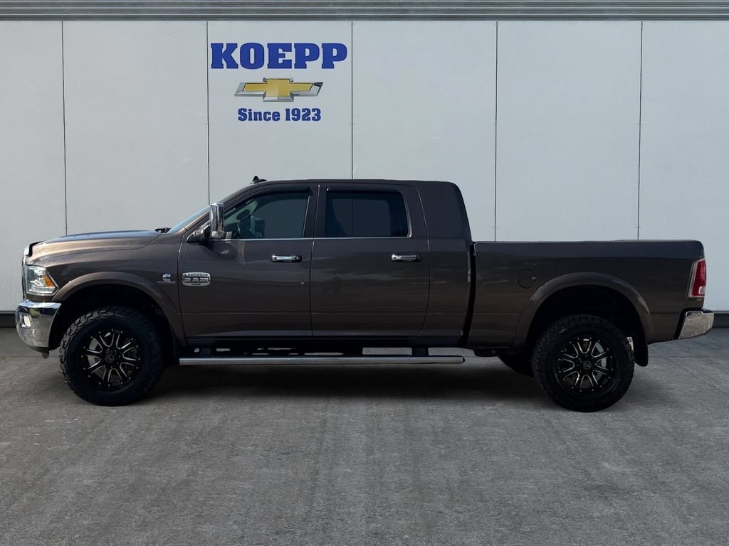 Used 2018 RAM 2500 Longhorn w/ Longhorn Southfork Package AWD/4WD image 2